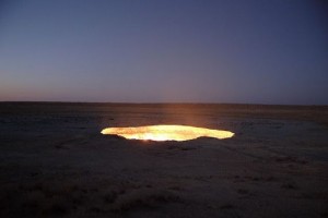 maiores desertos do mundo cratera de gases
