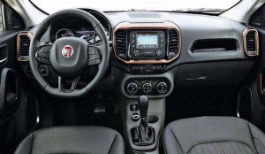 Fiat Toro interior