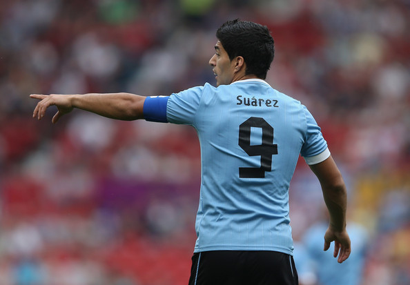 Camisas 9 da Copa do Mundo 2014 – Luis Suarez (Uruguai)