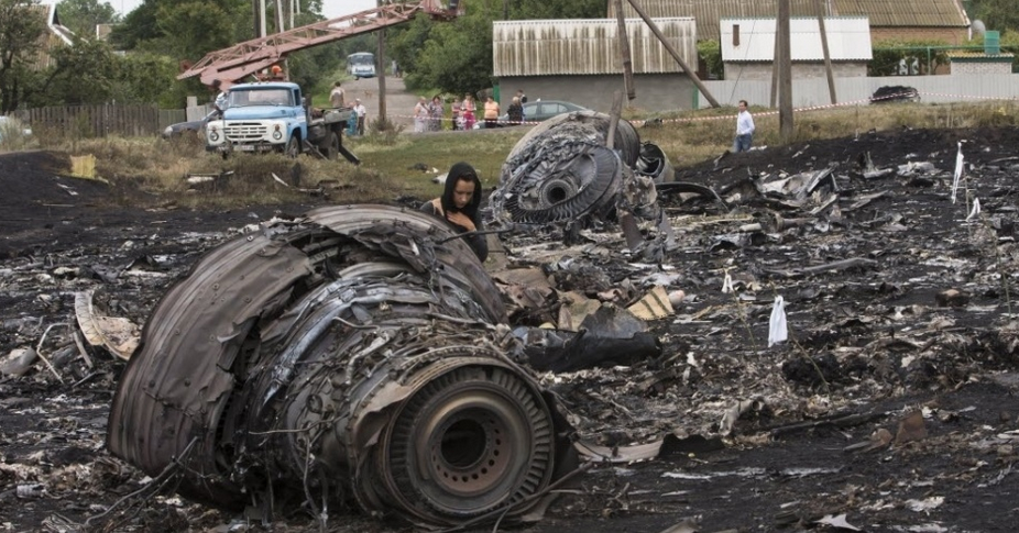 destroços do avião malasya airlines