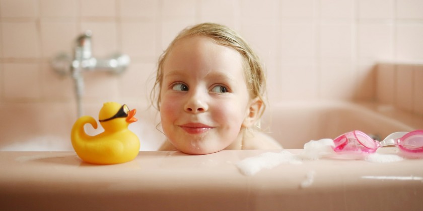 banho-de-banheira-ajuda-criancas-agitadas-na-quarentena