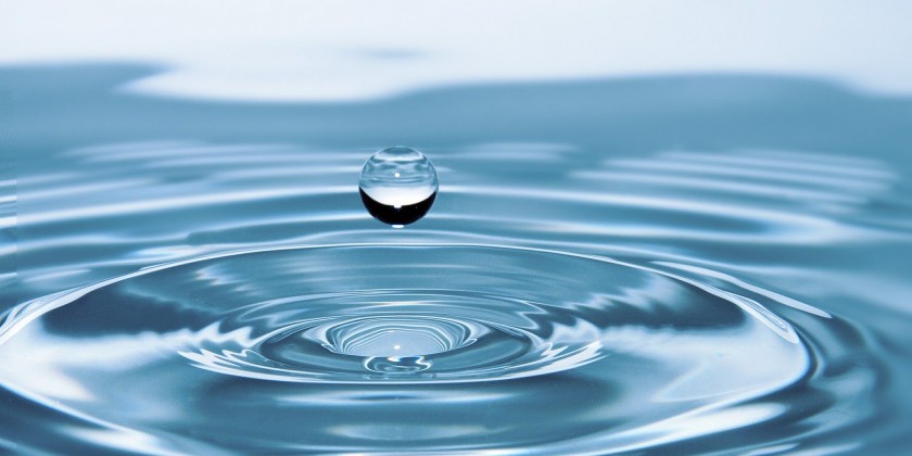 Você sabe qual a diferença da qualidade da água potável de poços artesianos e água tratada? Acesse para descobrir!