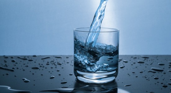 Estabelecimentos comerciais e a lei de obrigatoriedade para fornecer água potável