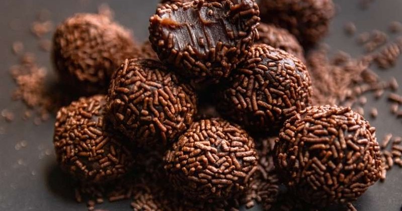 Brigadeiros feitos com bebida alcoólica