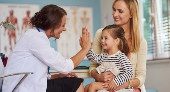 A pediatria em Uberlândia exige uma série de cuidados com os pequenos pacientes, e você deve ficar atento ao chegar em uma clínica