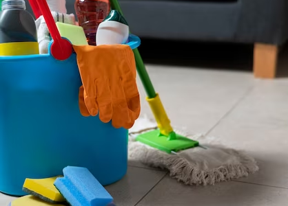 Limpeza pesada em casa: como fazer?